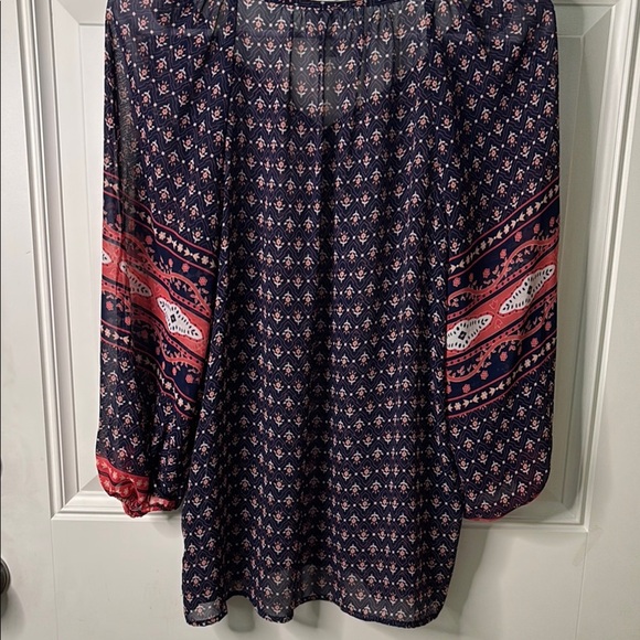 EUC Women’s Apt. 9 3/4 Sleeve Tie Front Blouse - Picture 5 of 5